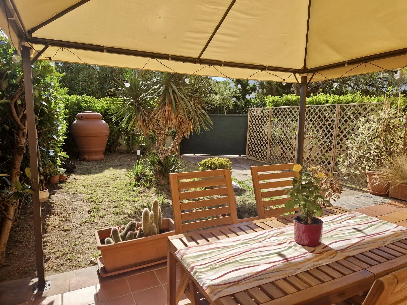 Outdoor dining area overlooking the garden