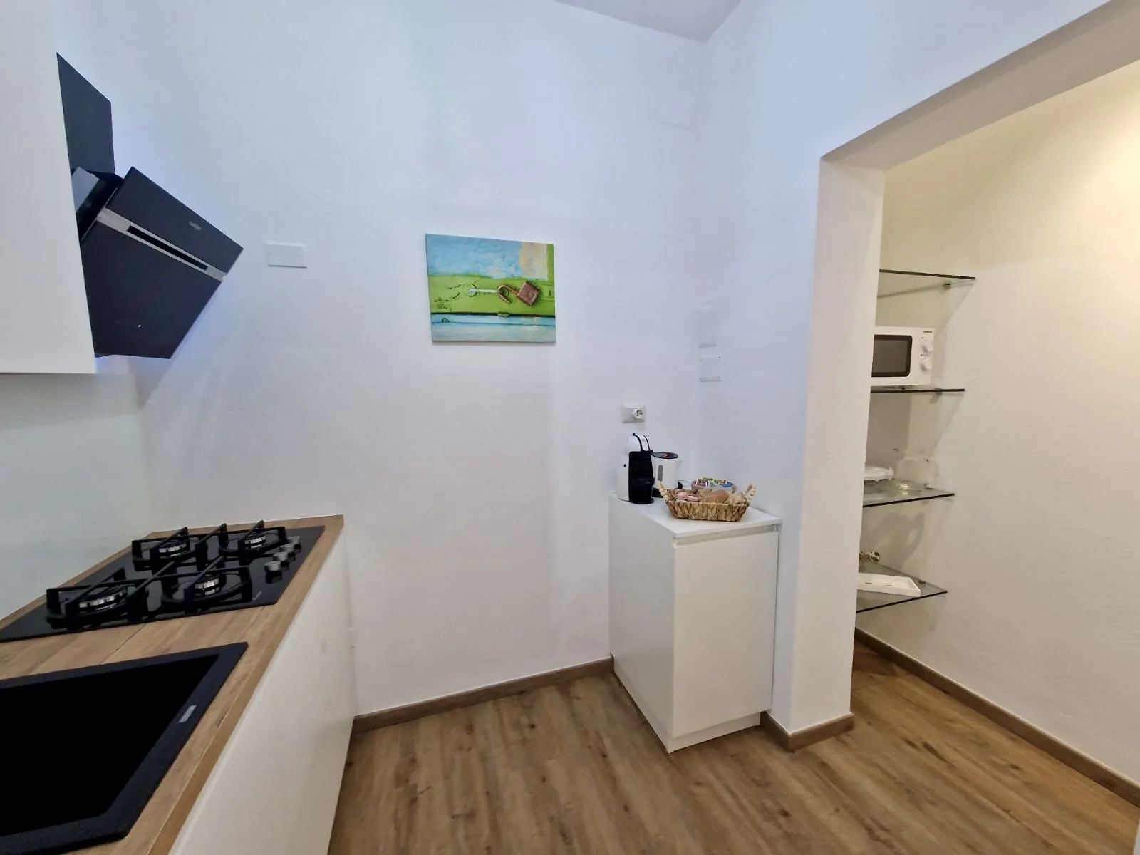 Equipped kitchen with coffee corner