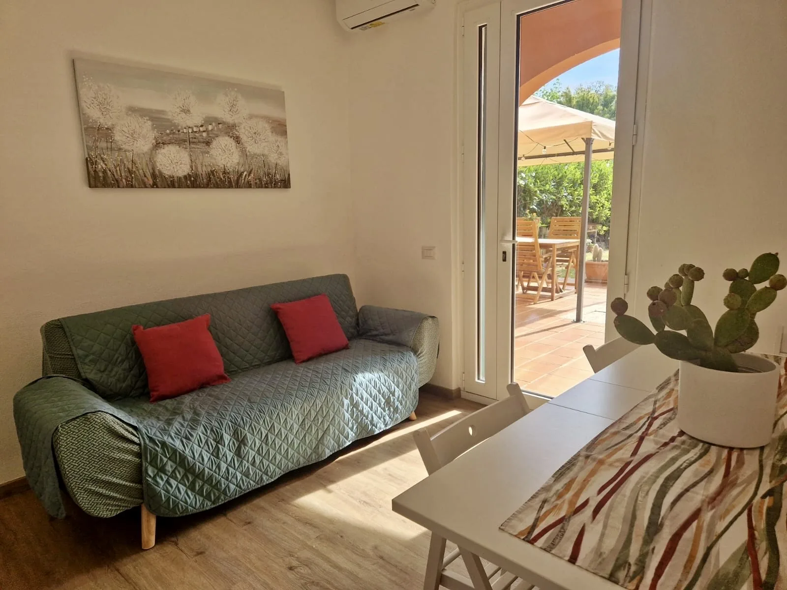 Living area with direct garden access