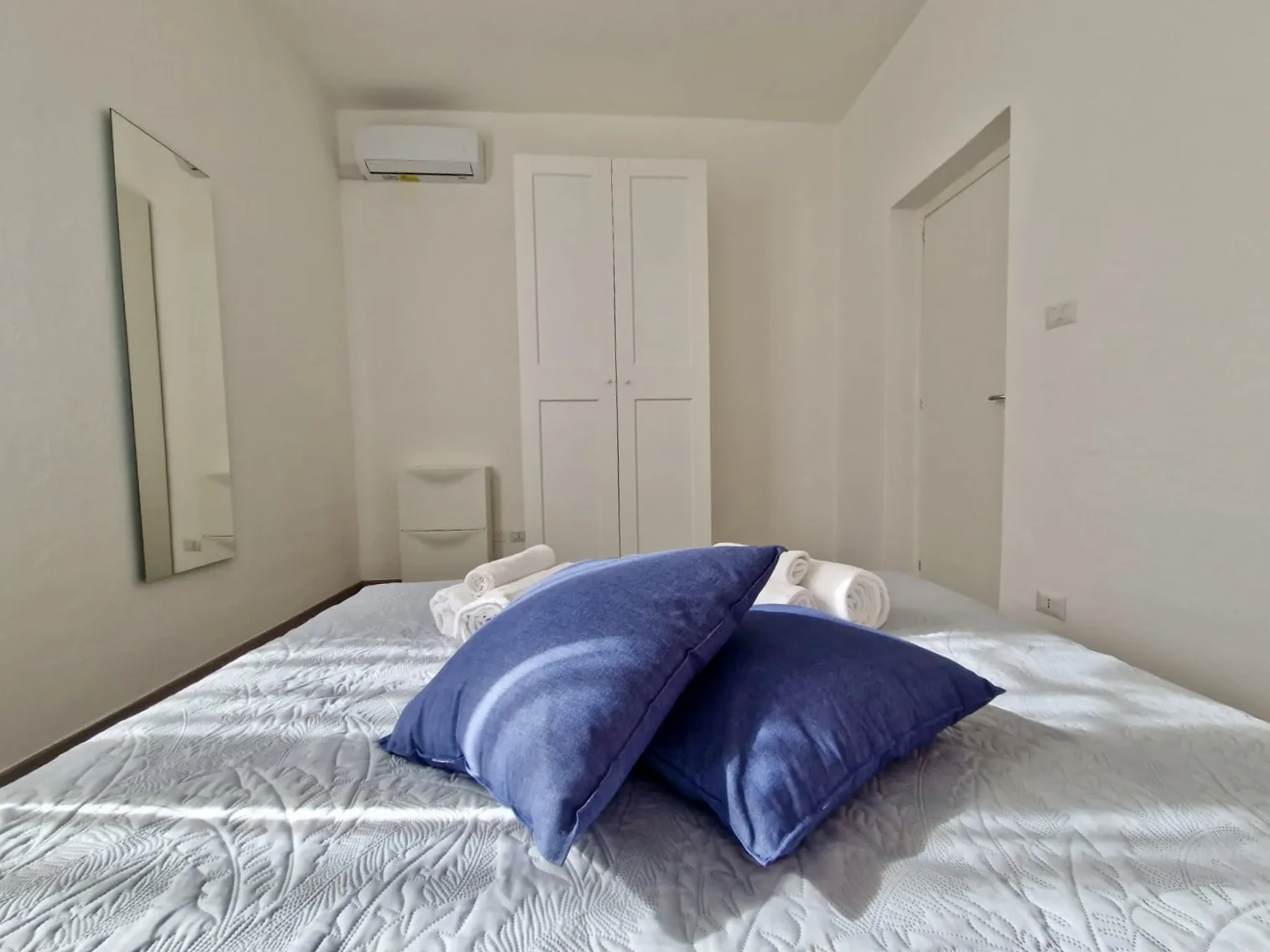 Double bedroom with air conditioning