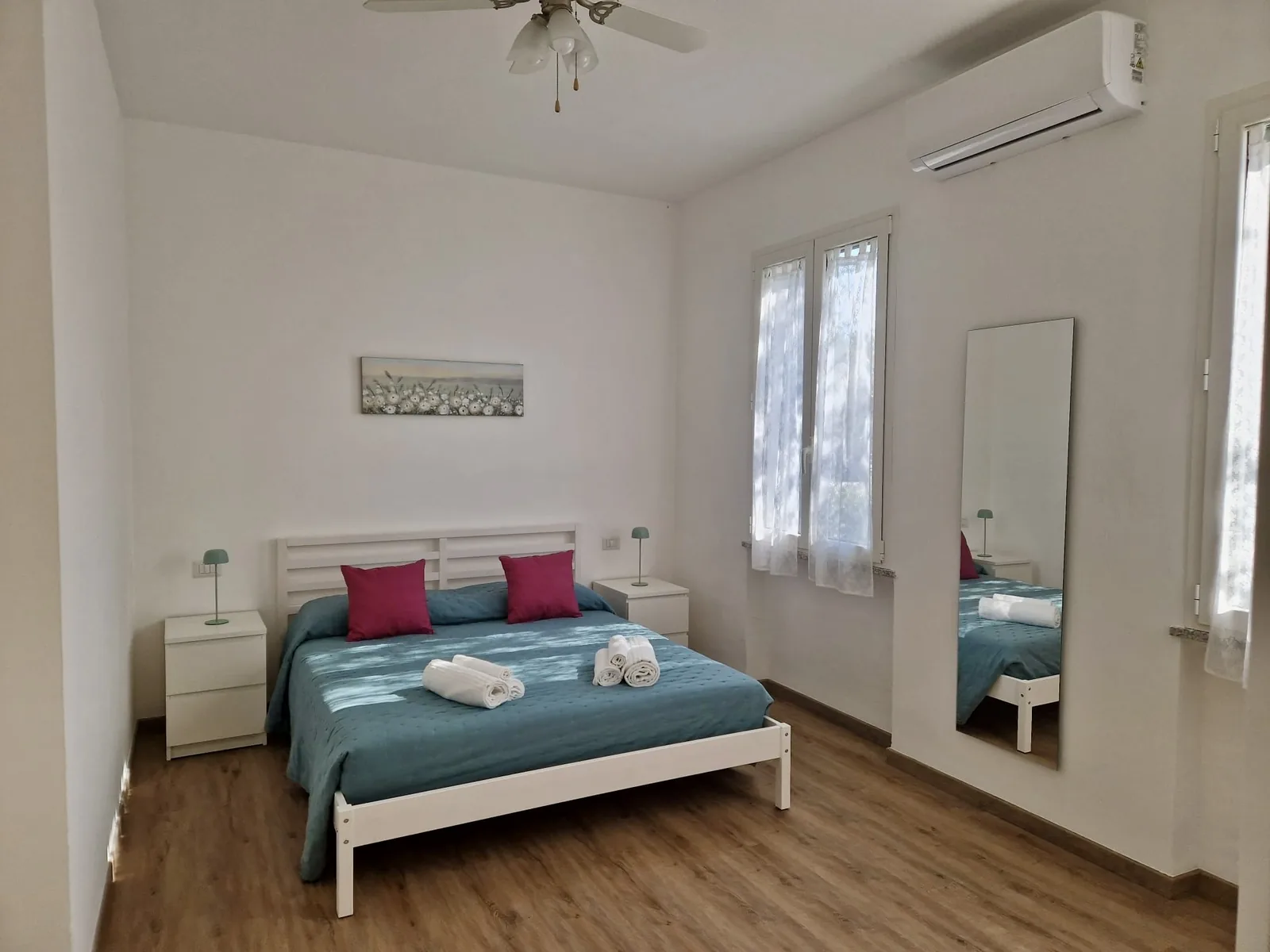 Double bedroom with air conditioning